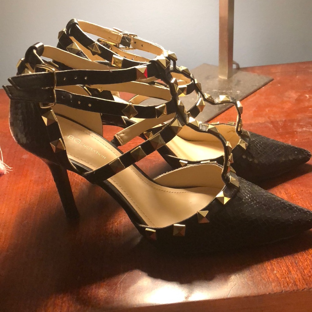 BCBGGeneration Heels - Picture 2 of 3